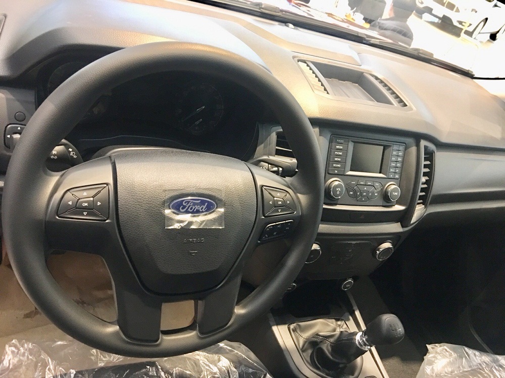 Ford Ranger XL 2.0L 4×4 MT2