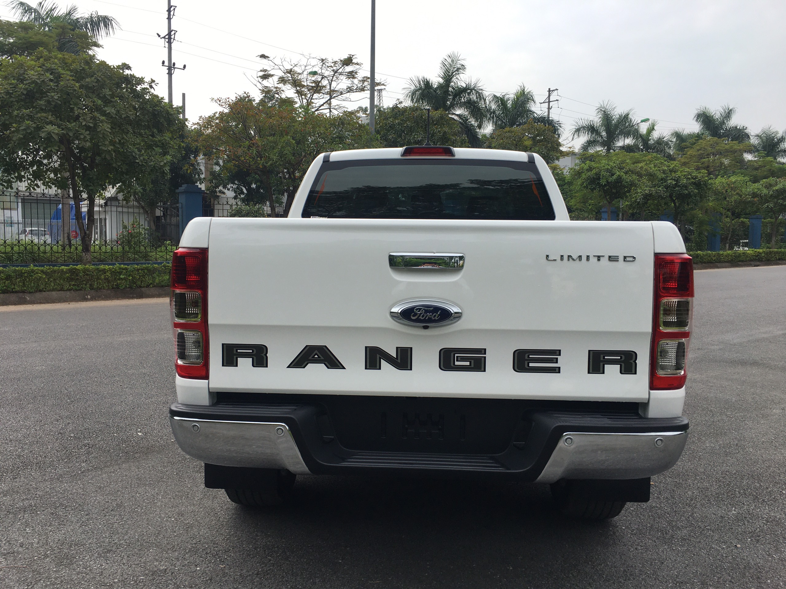 Ford Ranger Limited 2.0L 4×4 AT9